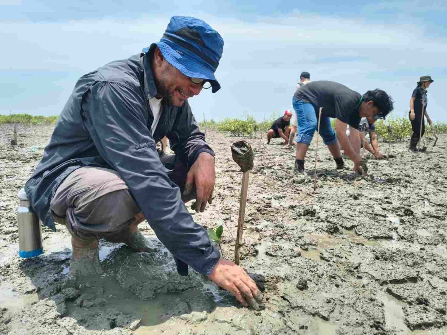 Peringati Hari Kelautan Nasional dan Hari Mangrove Sedunia, NAFAS, POSSI Sumut dan Mapala PTMSI I Gelar Aksi Bela Negara 2026