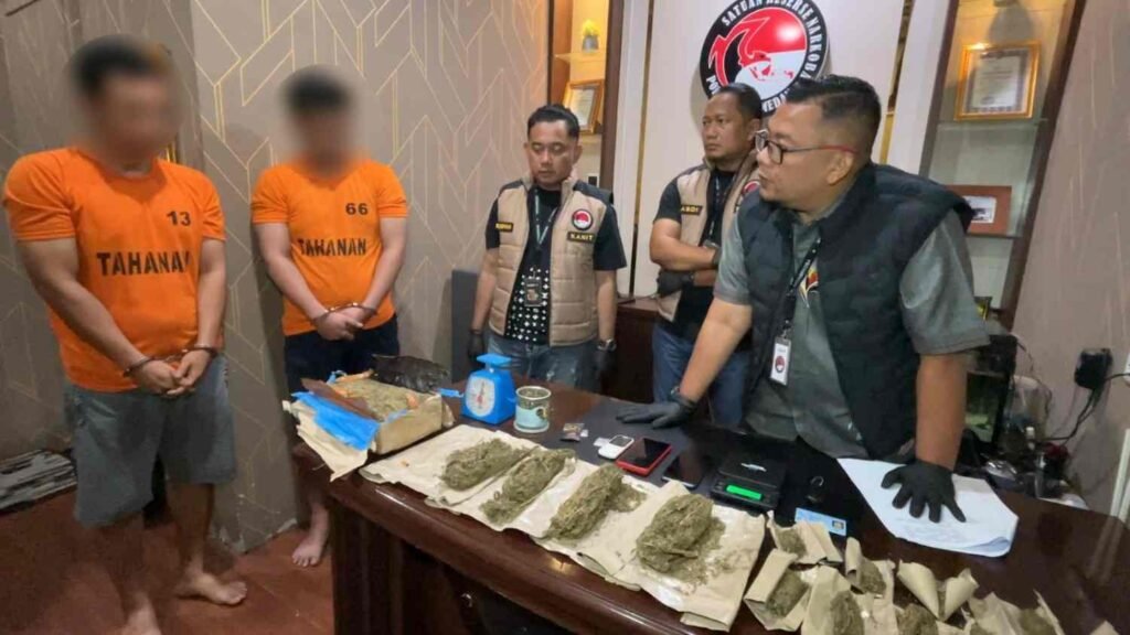 Kos Jadi Tempat Transit Narkoba, Polisi Tangkap 2 Pengedar Sabu, Ganja dan Pod Getar di Medan