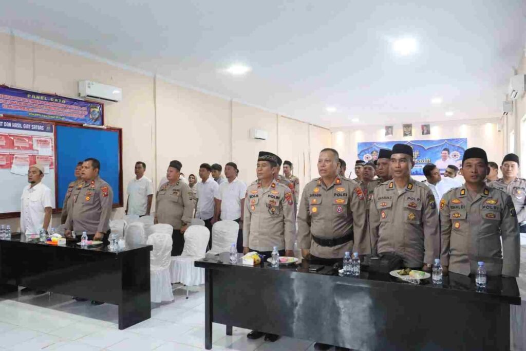 Perkuat Mental-Spiritual Personel, Polres Tanjungbalai Ikuti Binrohtal Bersama Gus Baha
