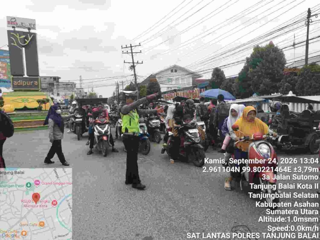 Sat Lantas Polres Tanjungbalai Amankan Jam Pulang Sekolah, Arus Lalu Lintas Tetap Lancar