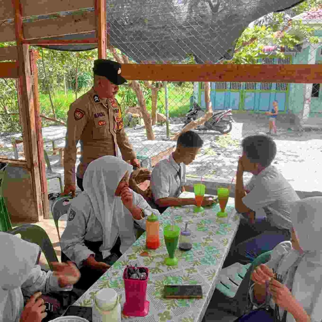 Cooling System di Bunga Tanjung, Bhabinkamtibmas Imbau Warga Jauhi Balap Liar, Narkoba dan Judi Online